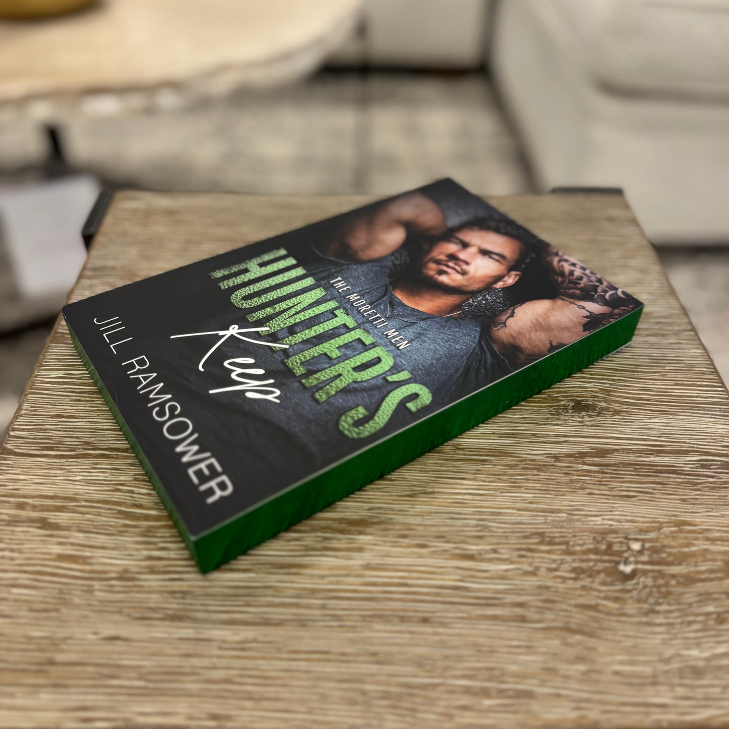 Hunter's Keep - Paperback(Model Cover-Sprayed Edges)