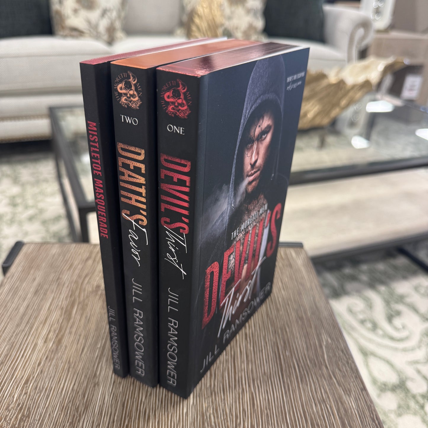 Moretti Men Paperback Set Sprayed Edges(Model Covers)(2 Books+Novella)